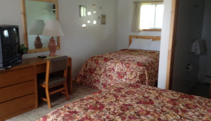 Shorewood Motel - From Website (newer photo)